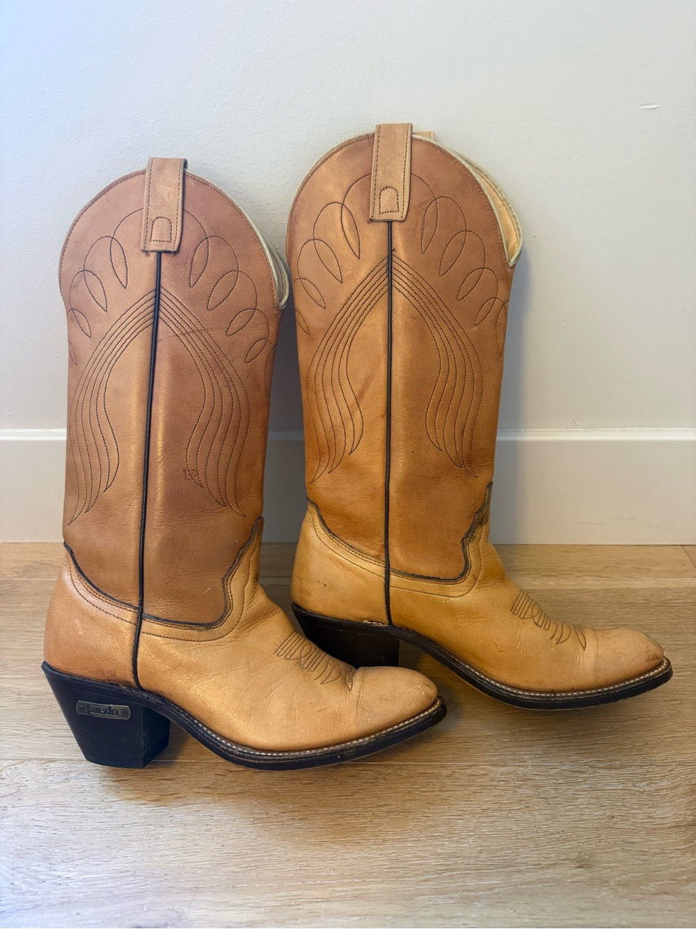 Vintage Made in USA Laredo Leather Western Boots – Women’s 7B